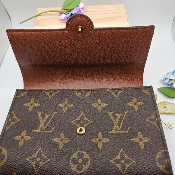 Authentic Preloved LV Arche Waist Bag in good condition (belt not included? - Picture 5 of 14